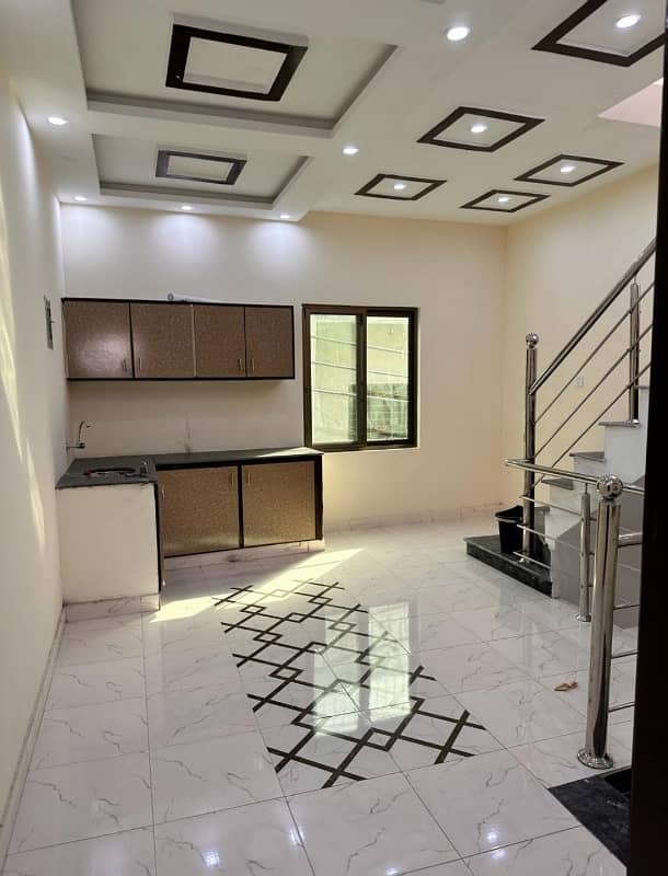 2.50 Marla 3 Tripel Storey House For Sale Al Ghani Real Estate. Hussain Mehar  0322 4740958. 8