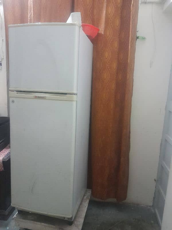 dawlance fridge for sale 0