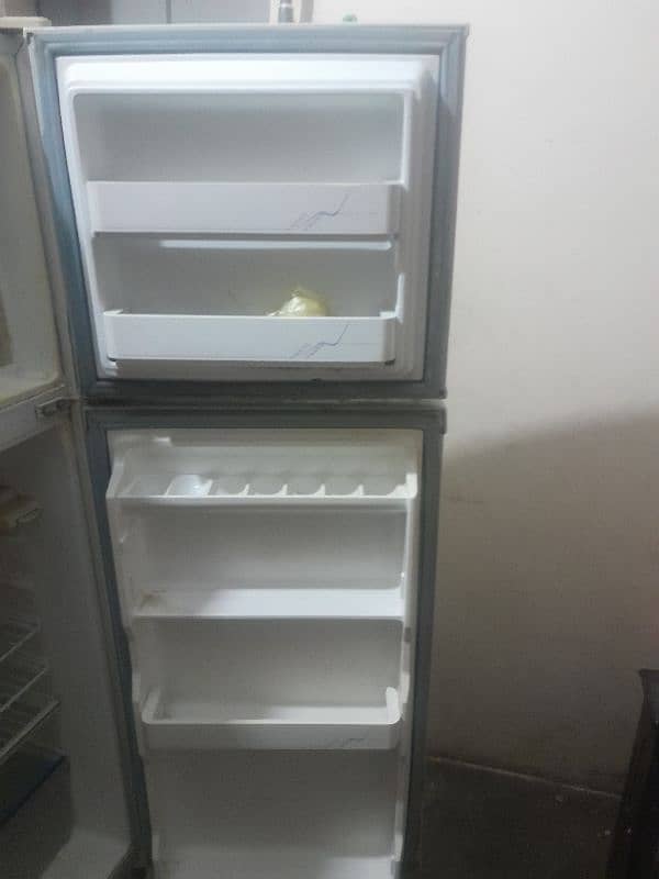 dawlance fridge for sale 4