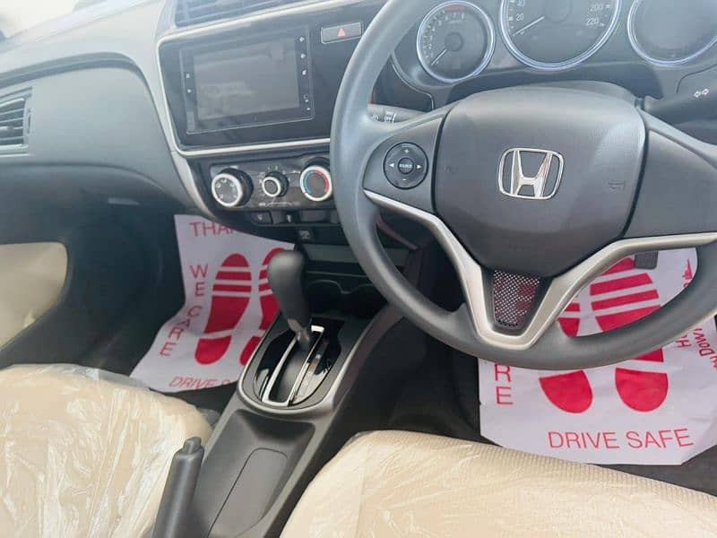 Honda City IVTEC 2025 4