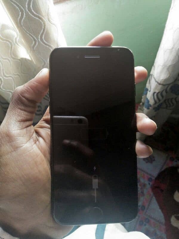 Iphone 7 128gb approved 1