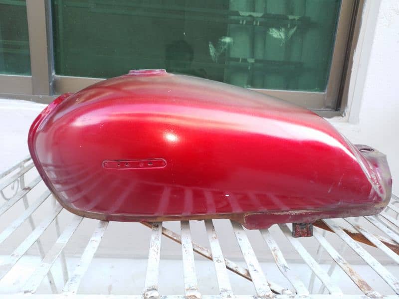 Honda cd 70 tank 0