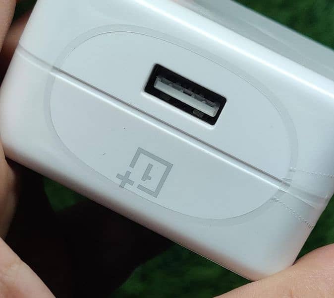 OnePlus box pulled chargers for 3,5,6,7,8,9,10,11,12,13 series 9