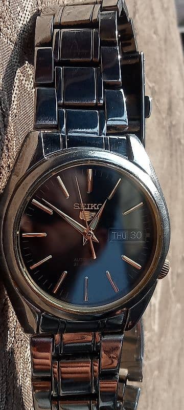 seiko 5 watch 0