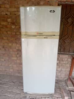 Dawlance fridge for sale