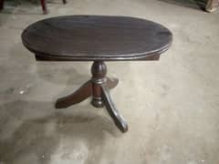 table in good condition