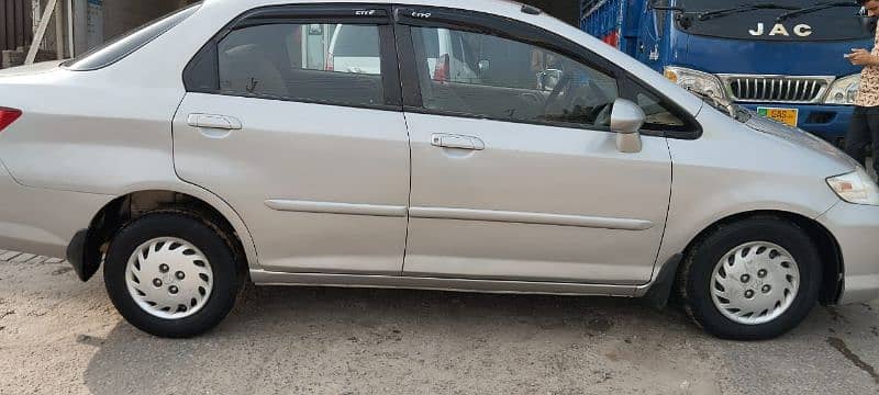 Honda City IDSI 2004 8