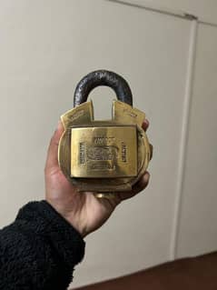 Brass Lock, peetal ka taala