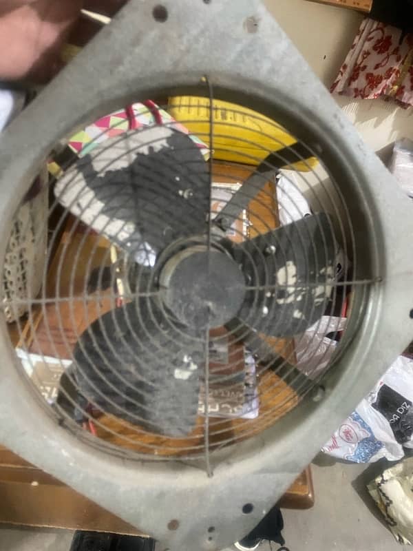 Exhaust Fan 3Nos 0