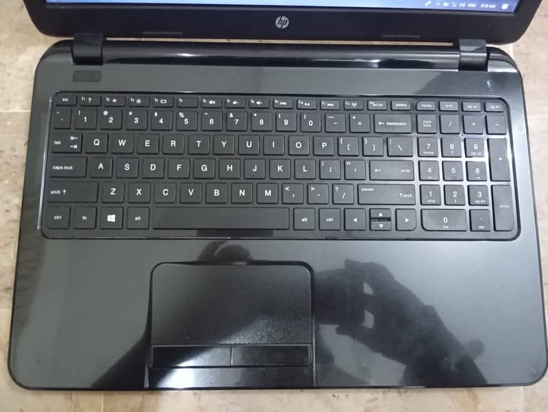 HP Pavillion 15,core i5 (5th Generation)08gb ram,128gb SSD 4