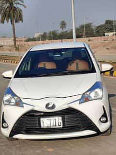 Toyota Vitz 03338563354