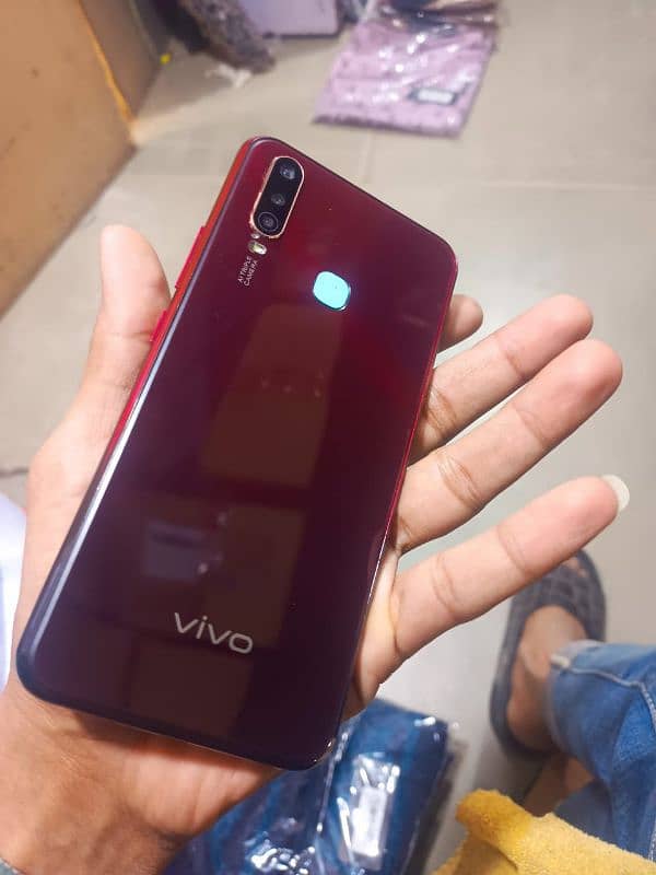 vivo y17 1