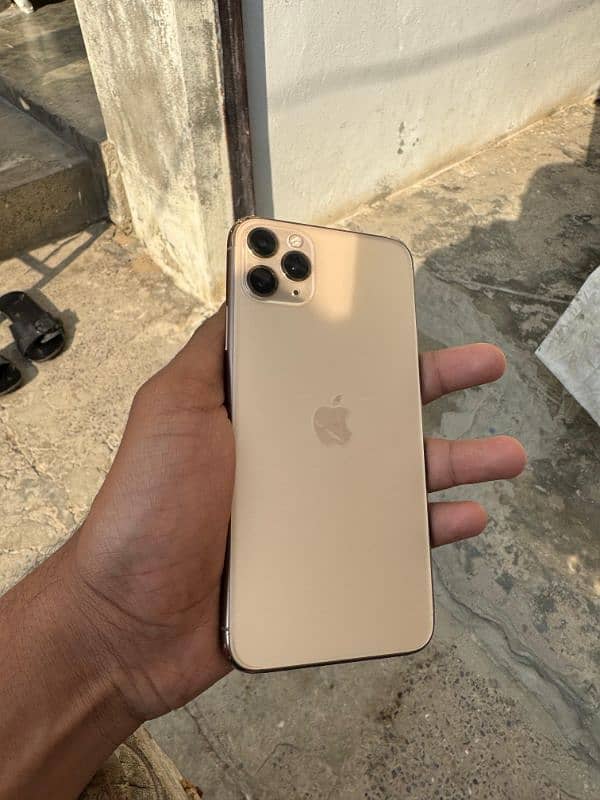 IPHONE 11 PRO MAX (NON PTA) 8