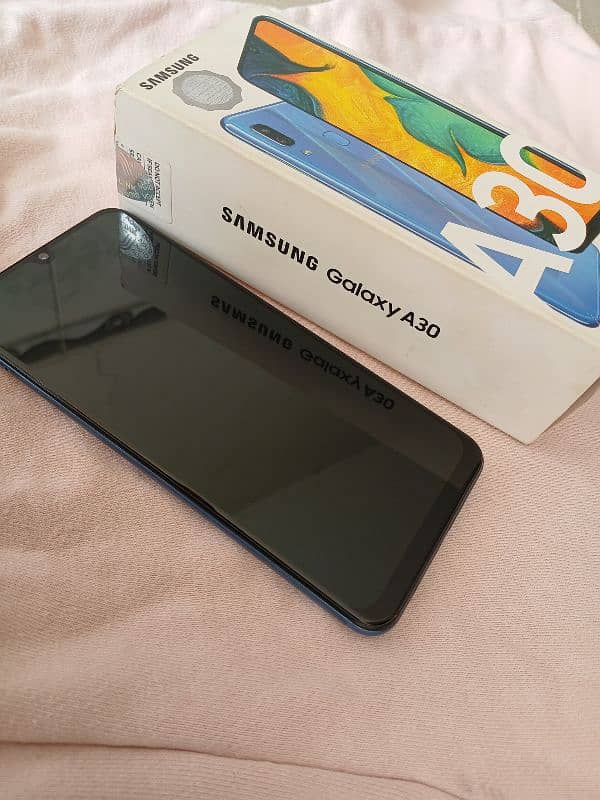 Samsung A30 Mobile 64gb 0