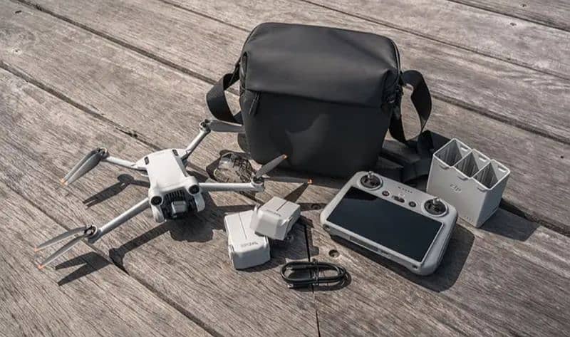 DJI mini 3 paro for the sale good condition is man 0