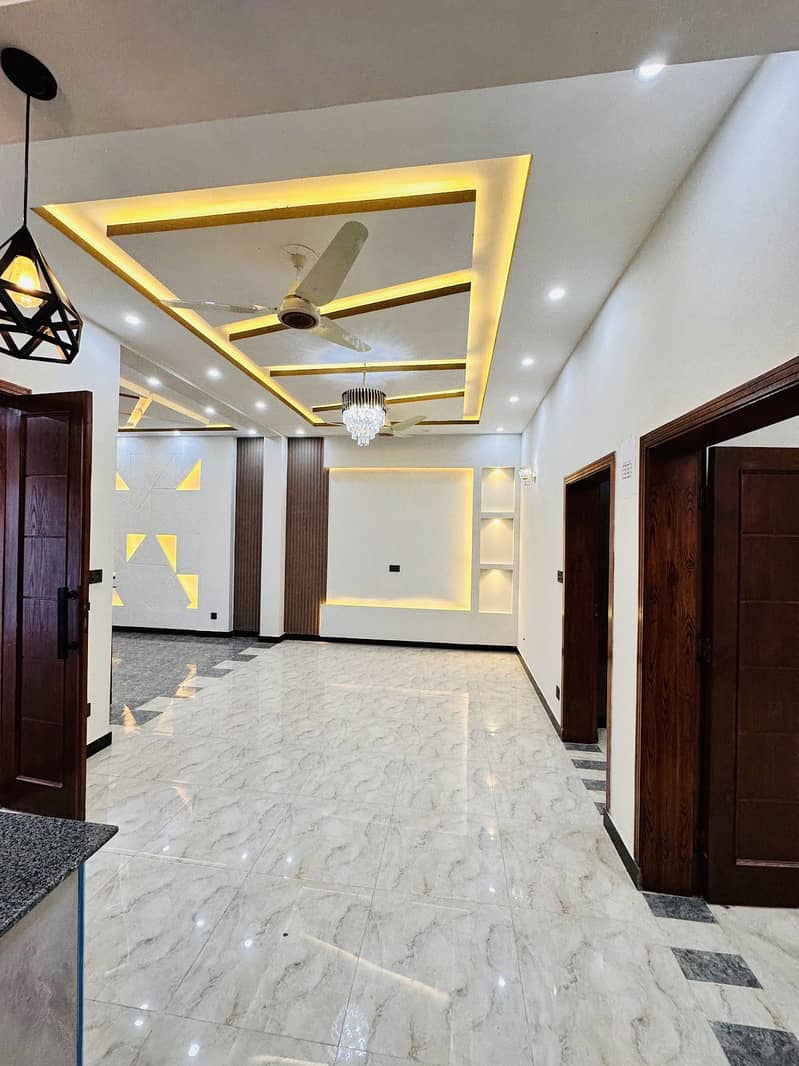 Luxury 5 Marla Brand New House For Sale In Gulraiz Housing Scheme 5