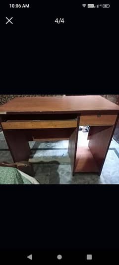 Computer / Study Table