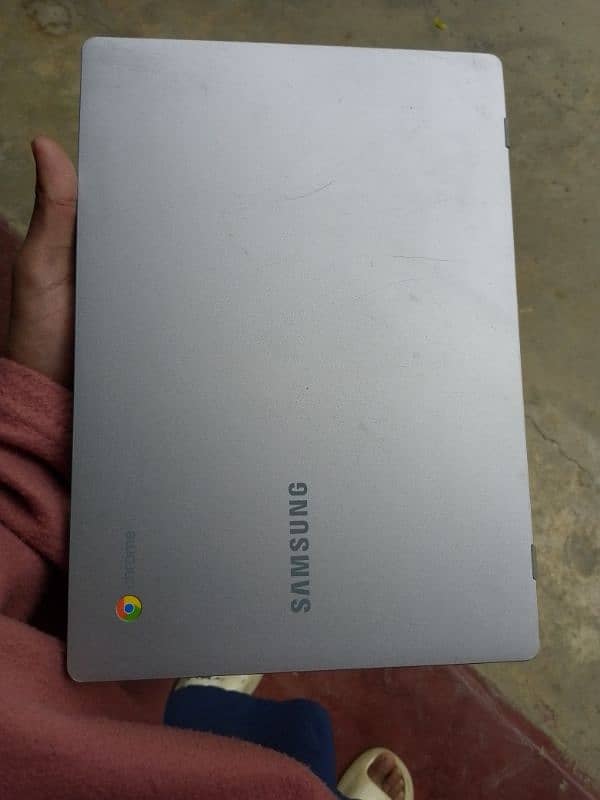 Samsung Chromebook 3/32 without charger 0