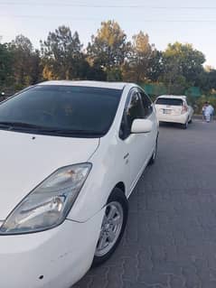 Toyota prius forsale 2011 model