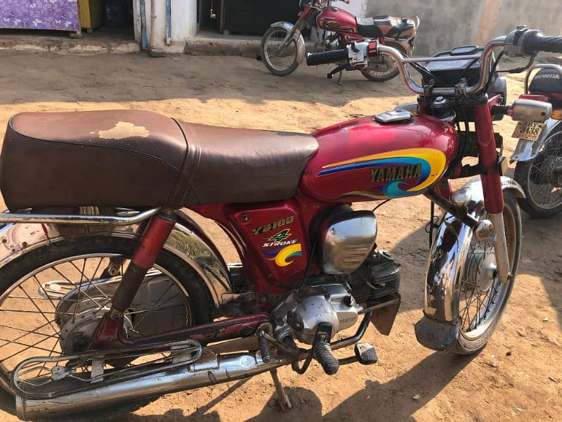 Yamaha 4 stroke in Good Condition 4