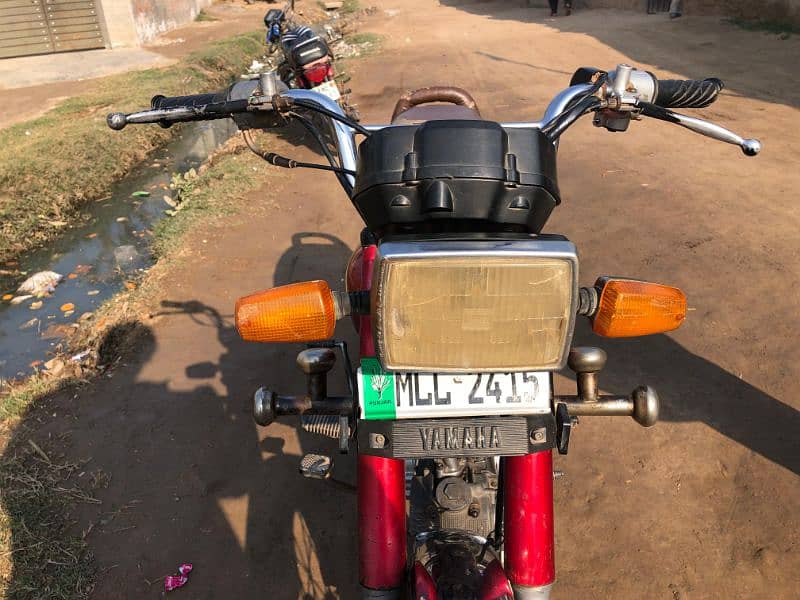 Yamaha 4 stroke in Good Condition 10