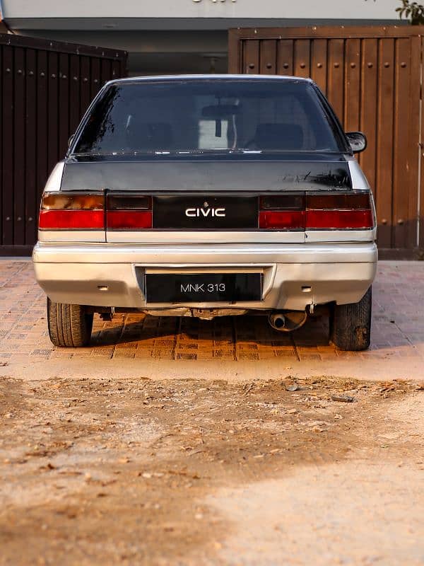 Honda Civic 1987 7