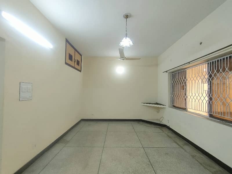 10-Marla 3-Bedroom's House Available For Sale on Hot Location Near Market & Masjid. 30