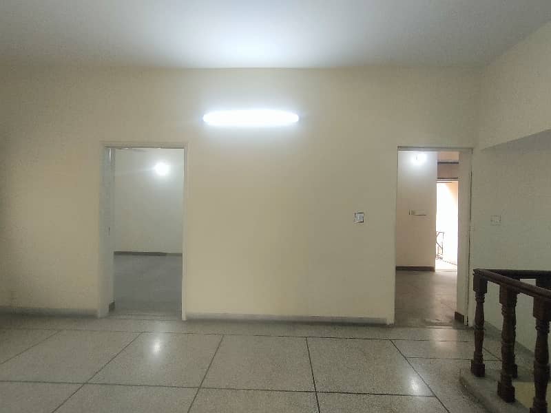 10-Marla 3-Bedroom's House Available For Sale on Hot Location Near Market & Masjid. 40