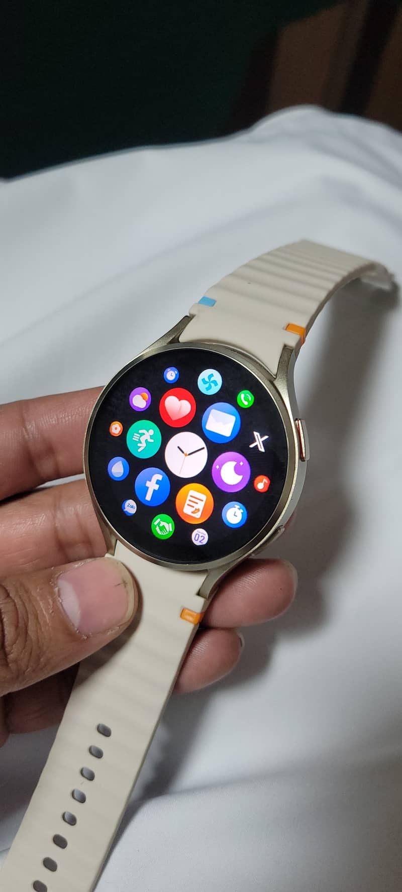 Samsung smart watch 7 44mm 1