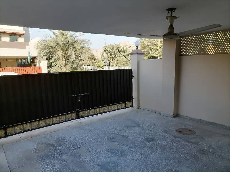 Well-constructed House Available For sale In Askari 10 - Sector E 30