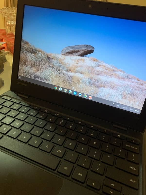 lenovo 100e Chromebook 4/32 | 10/10 condition 0