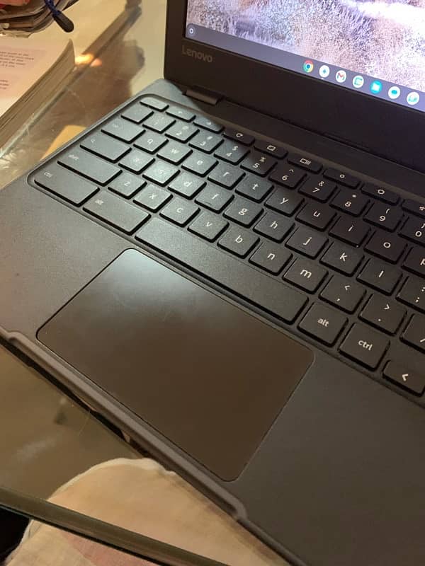 lenovo 100e Chromebook 4/32 | 10/10 condition 3