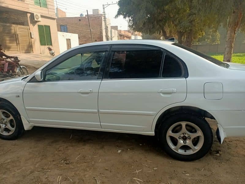 Honda Civic VTi 2005 5