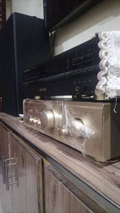 denan amp pma 390iv brand new condition gold colr