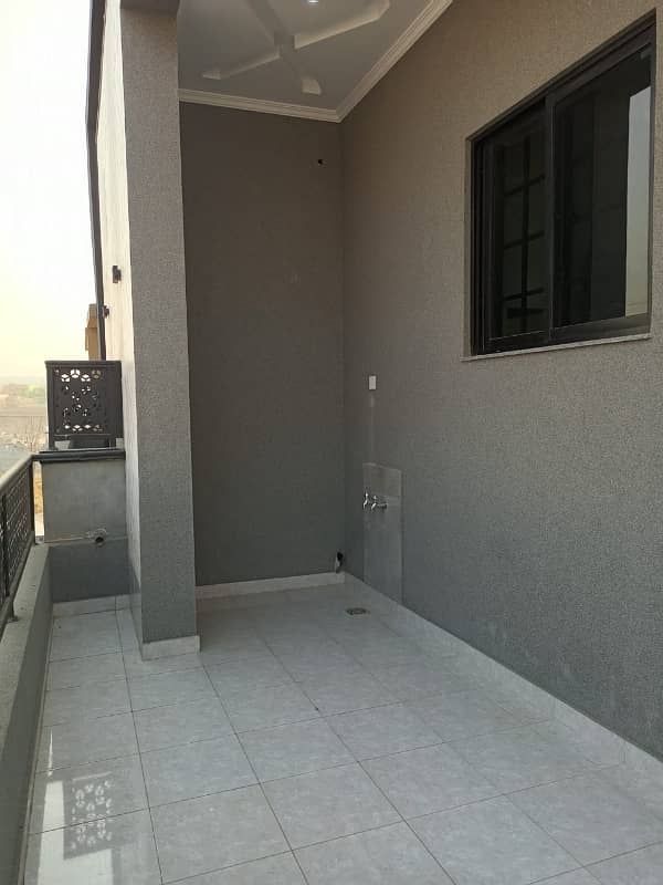 10 Marla Brand New Beautiful House For Sale In Sector H 2