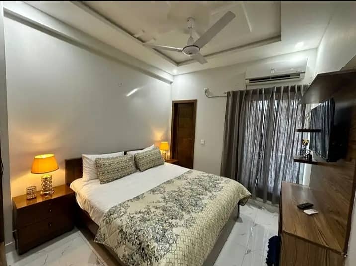 Short time studio apartments available for rent in bahria town phase 7 3