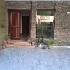 10 Marla 5 Bed | Double-Unit House for Sale in Gulraiz Housing Society