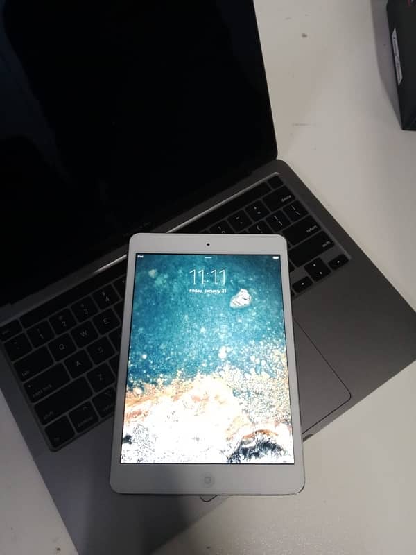 Apple iPad mini 1 - 16GB - White 4