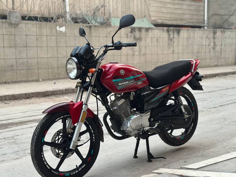 Yamaha YB125-Z DX (2023) MODEL | Yamaha in Bikes | YB 125Z-DX 6