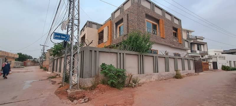 Corner House Is Available For Sale 27