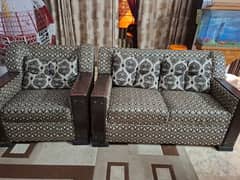 SOFA SET 3 2 1 in Good Condition. Molty Foam