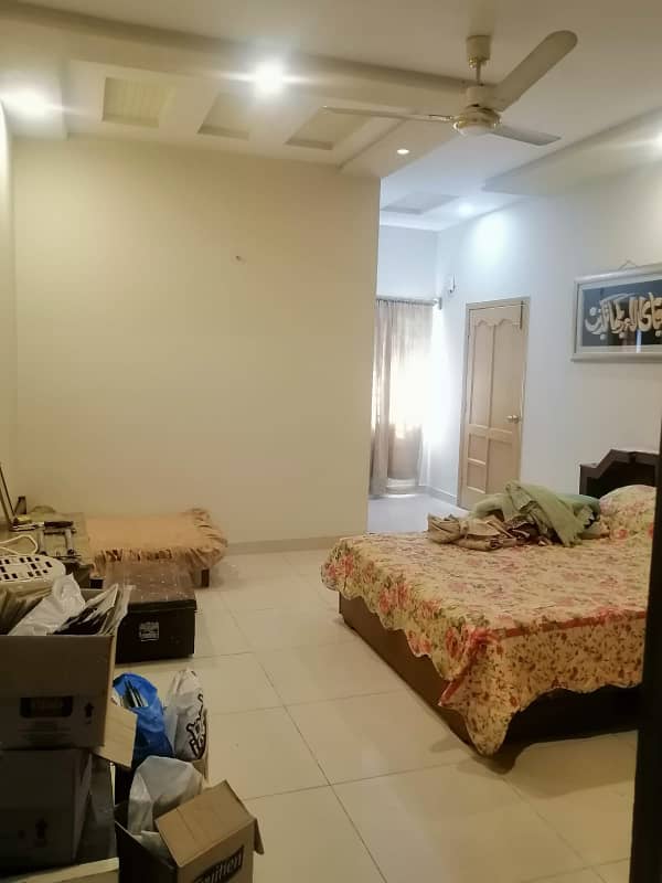 3 BEDROOMS UPPER PORTION IS AVAILABLE FOR RENT IN I-8 ISLAMABAD. 10