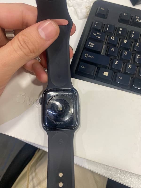 Apple Watch Series 4 44mm 9.5/10 3