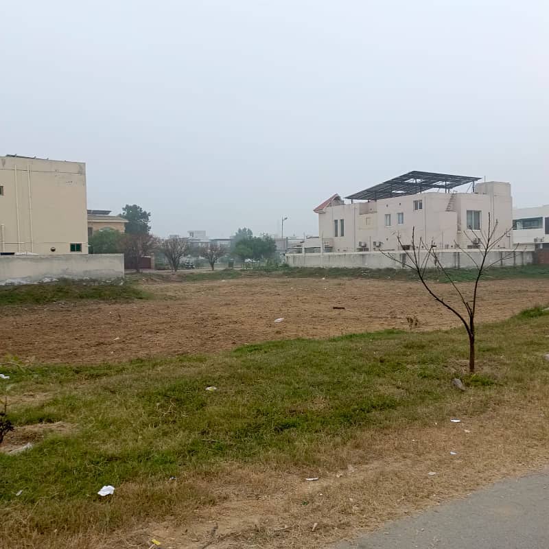 5 MARLA PLOT FOR SALE BAHRIA ORCHAD HOT DEAL IDEAL LOCATION CHEAPEST PRICE. 1