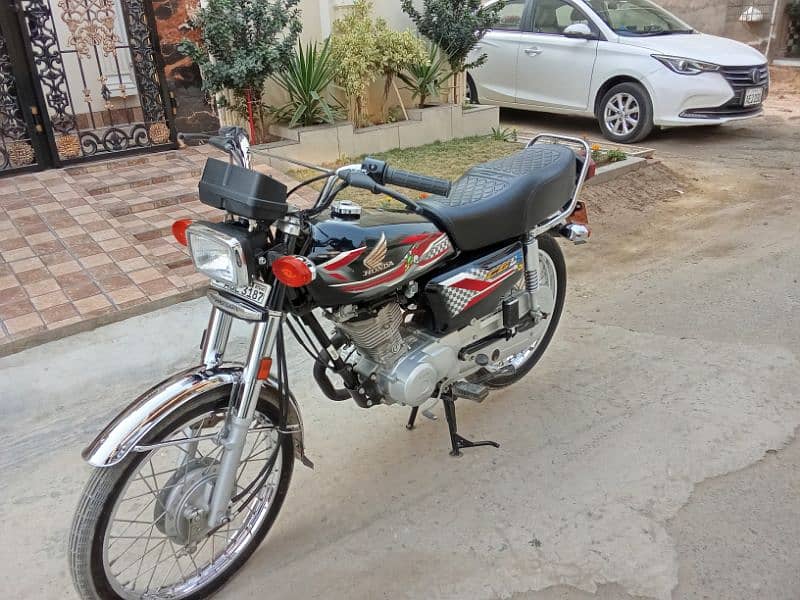 HONDA CG 125 2024 9