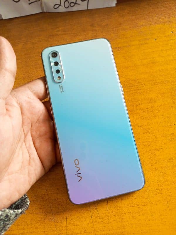 vivo S1 0