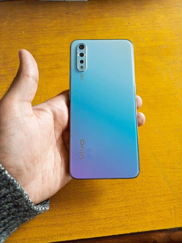 vivo S1 4