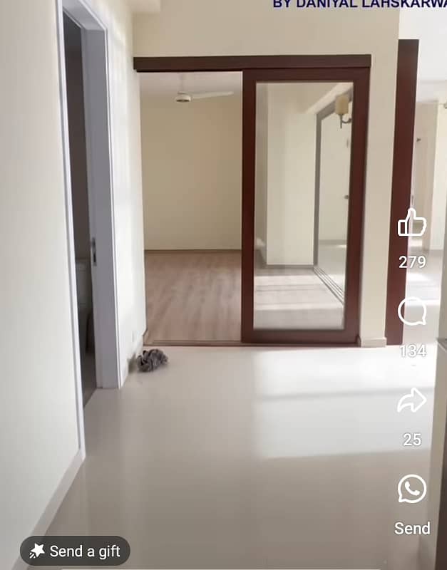 4 bed dd flat for rent in lucky one 5