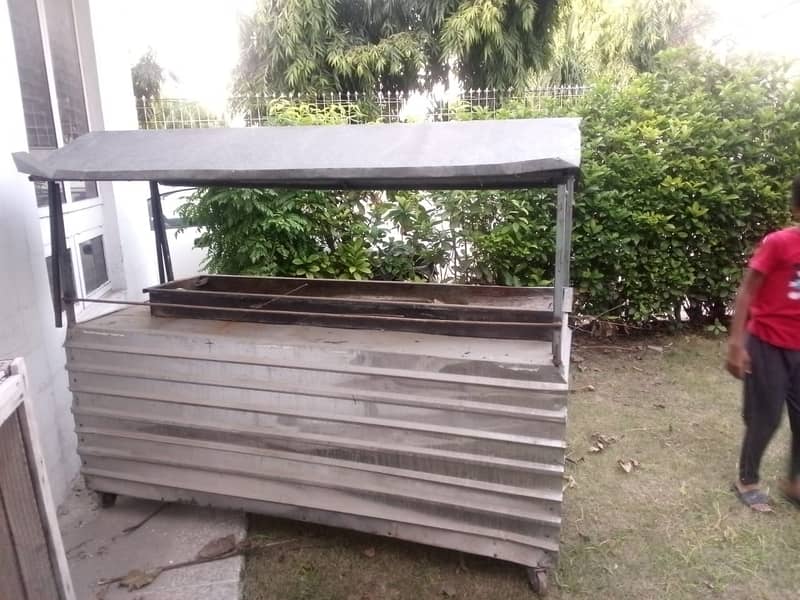 BBQ counter and Angethi for Sale urgent 8 x3 2