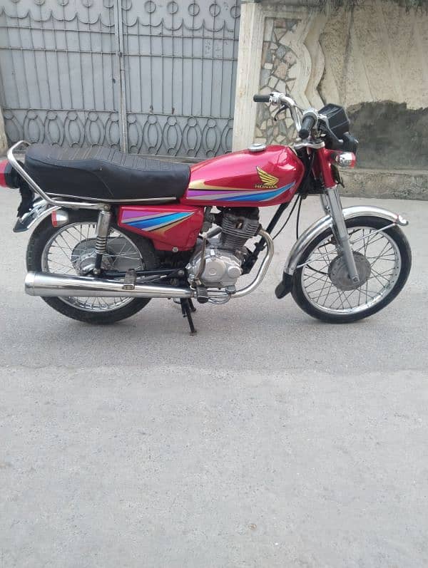 Honda CG 125 2008 4